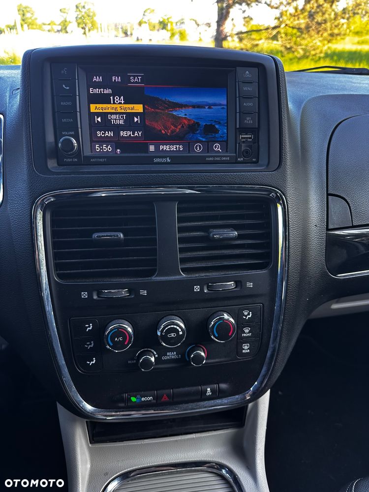 Dodge Grand Caravan 3.6 R/T - 12