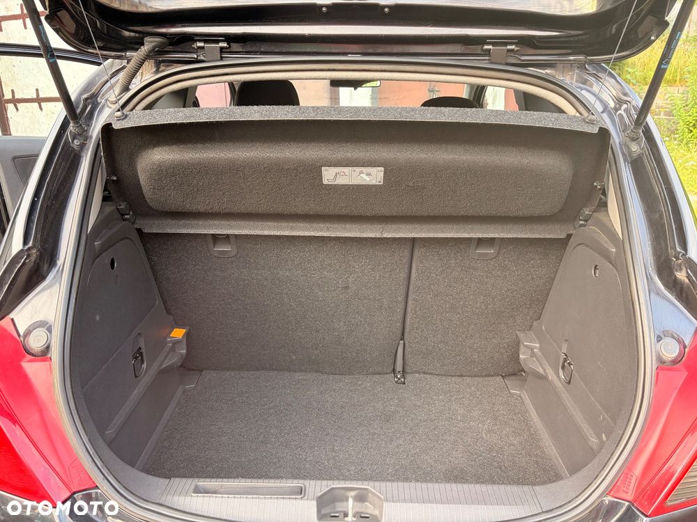 Opel Corsa 1.2 16V Sport - 15