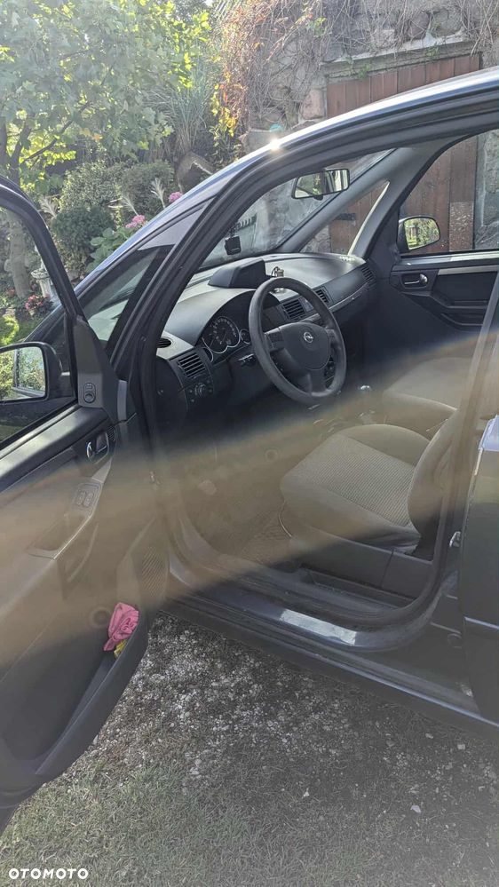 Opel Meriva 1.6 16V Cosmo - 9