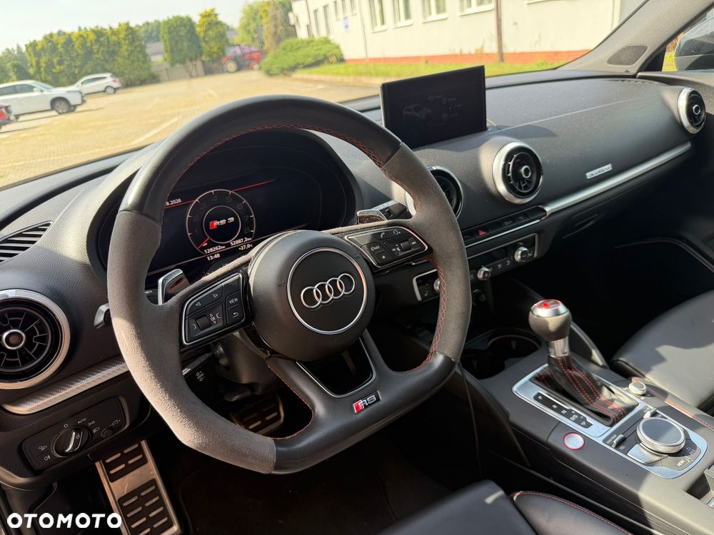 Audi RS3 Sportback 2.5 TFSI Quattro S tronic - 15