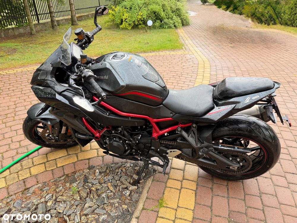 Kawasaki H2 - 6