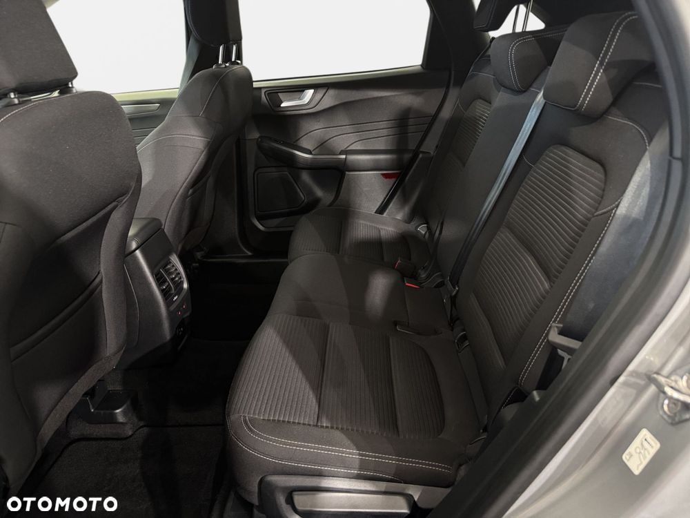 Ford Kuga - 29