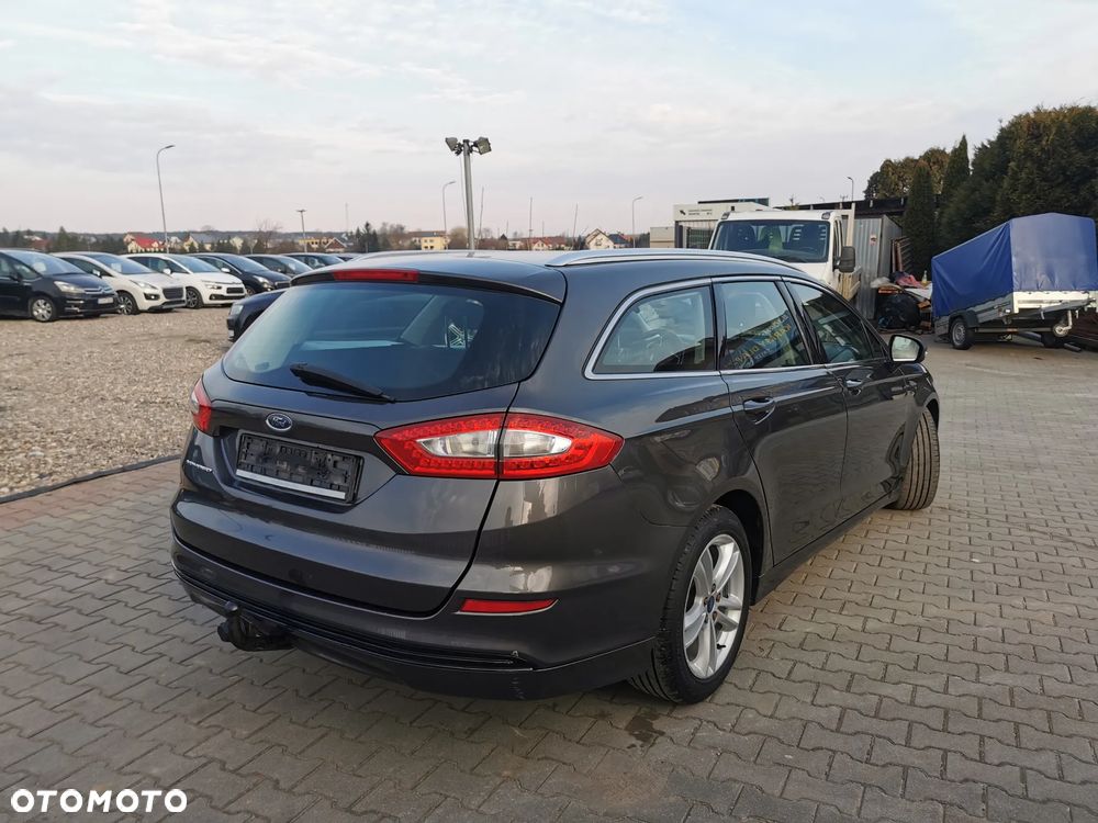 Ford Mondeo 2.0 TDCi STart-Stopp PowerShift-Aut Titanium - 4