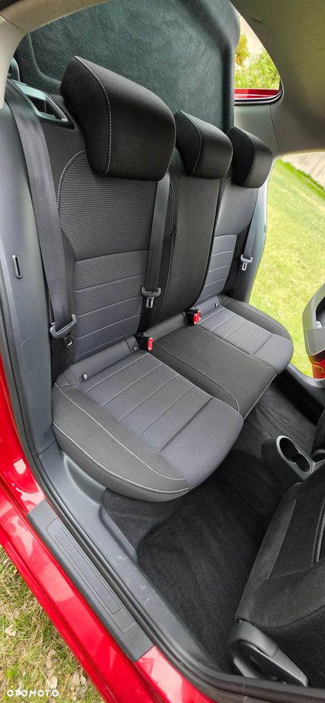 Skoda RAPID 1.6 TDI DPF Style - 10