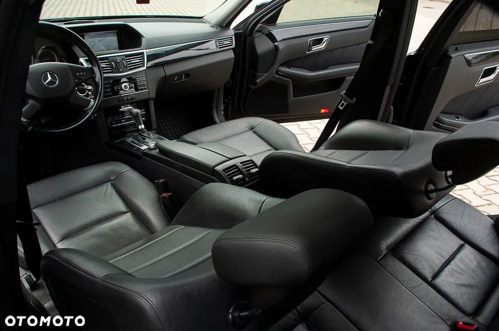 Mercedes-Benz Klasa E 250 CDI DPF BlueEFFICIENCY Automatik Avantgarde - 18