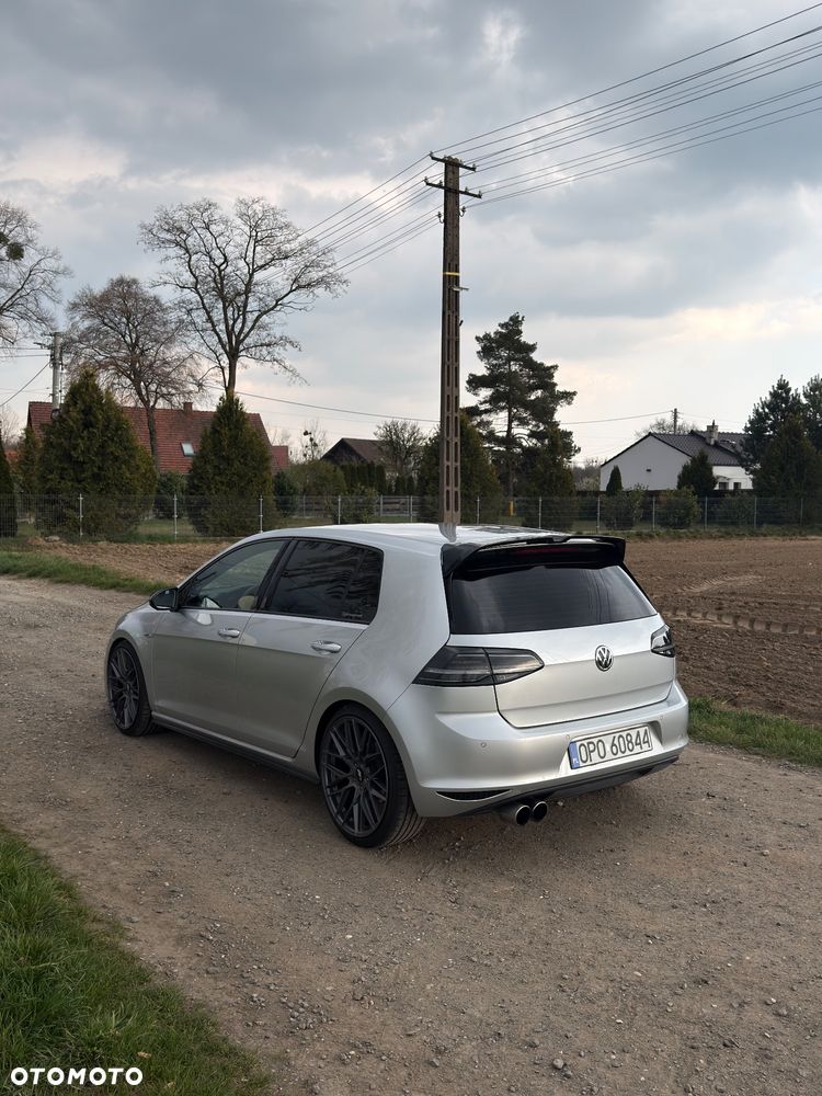 Volkswagen Golf - 4