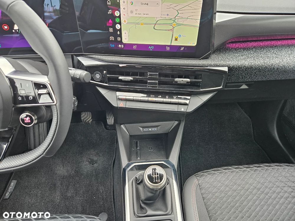 Renault Clio 1.2 TCe Techno - 11