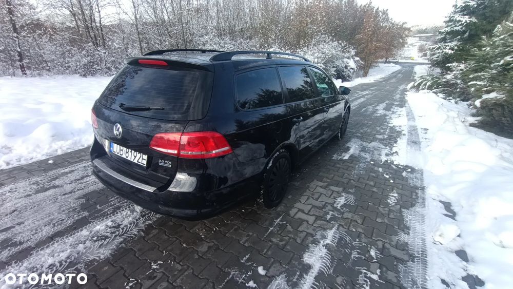 Volkswagen Passat 2.0 TDI Comfortline - 4