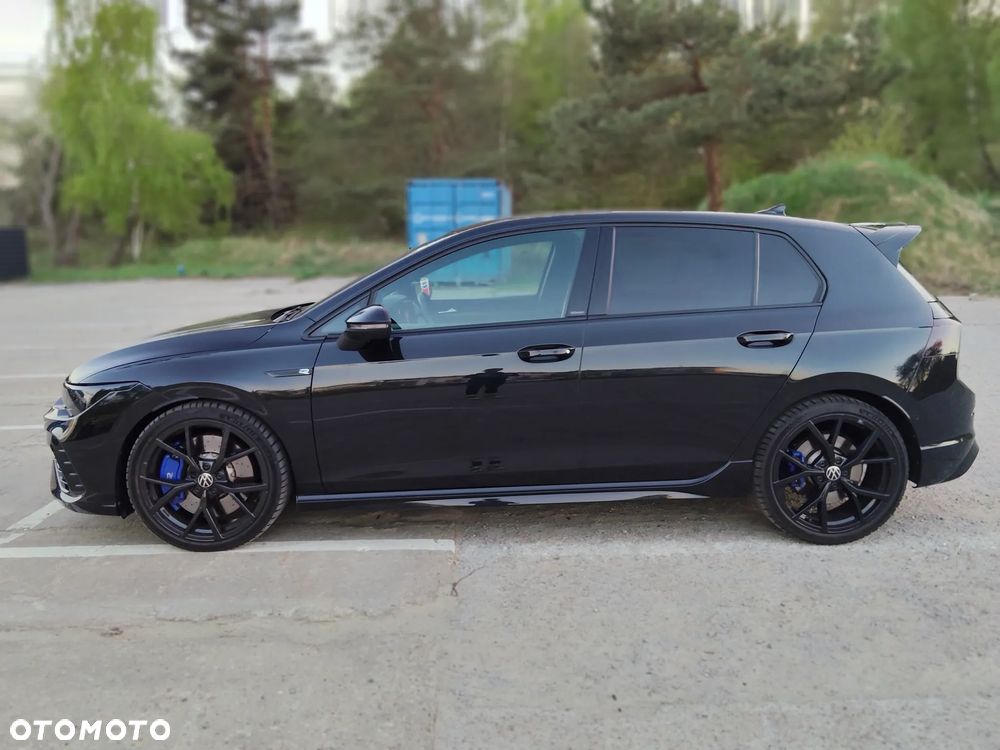 Volkswagen Golf - 6