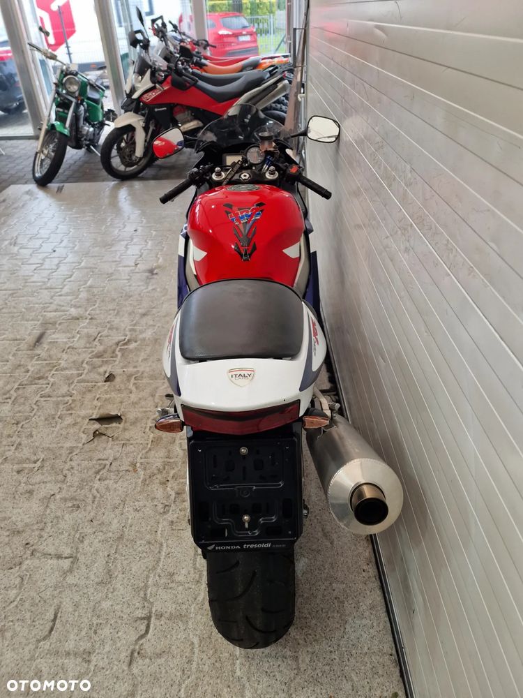 Honda CBR - 6
