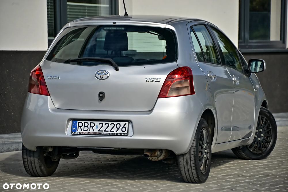 Toyota Yaris 1.4 D-4D - 6