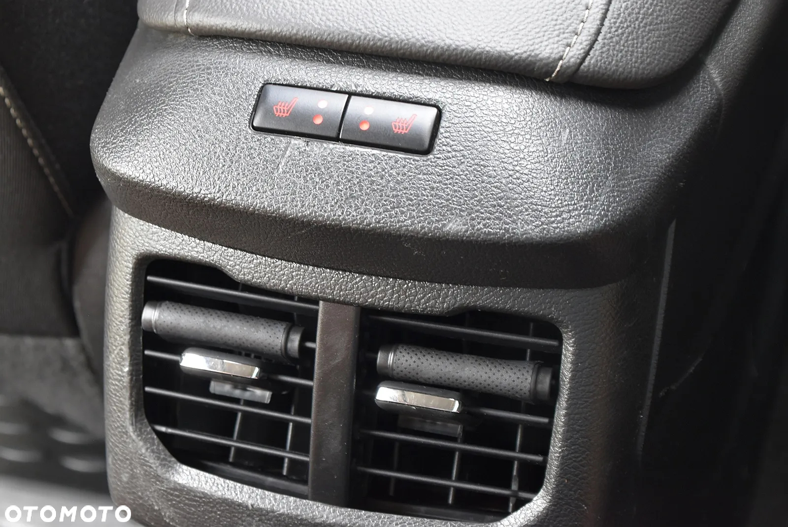 Ford Mondeo - 23