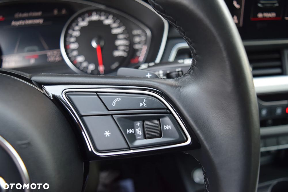 Audi A4 Avant 40 TDI quattro S tronic S line - 23