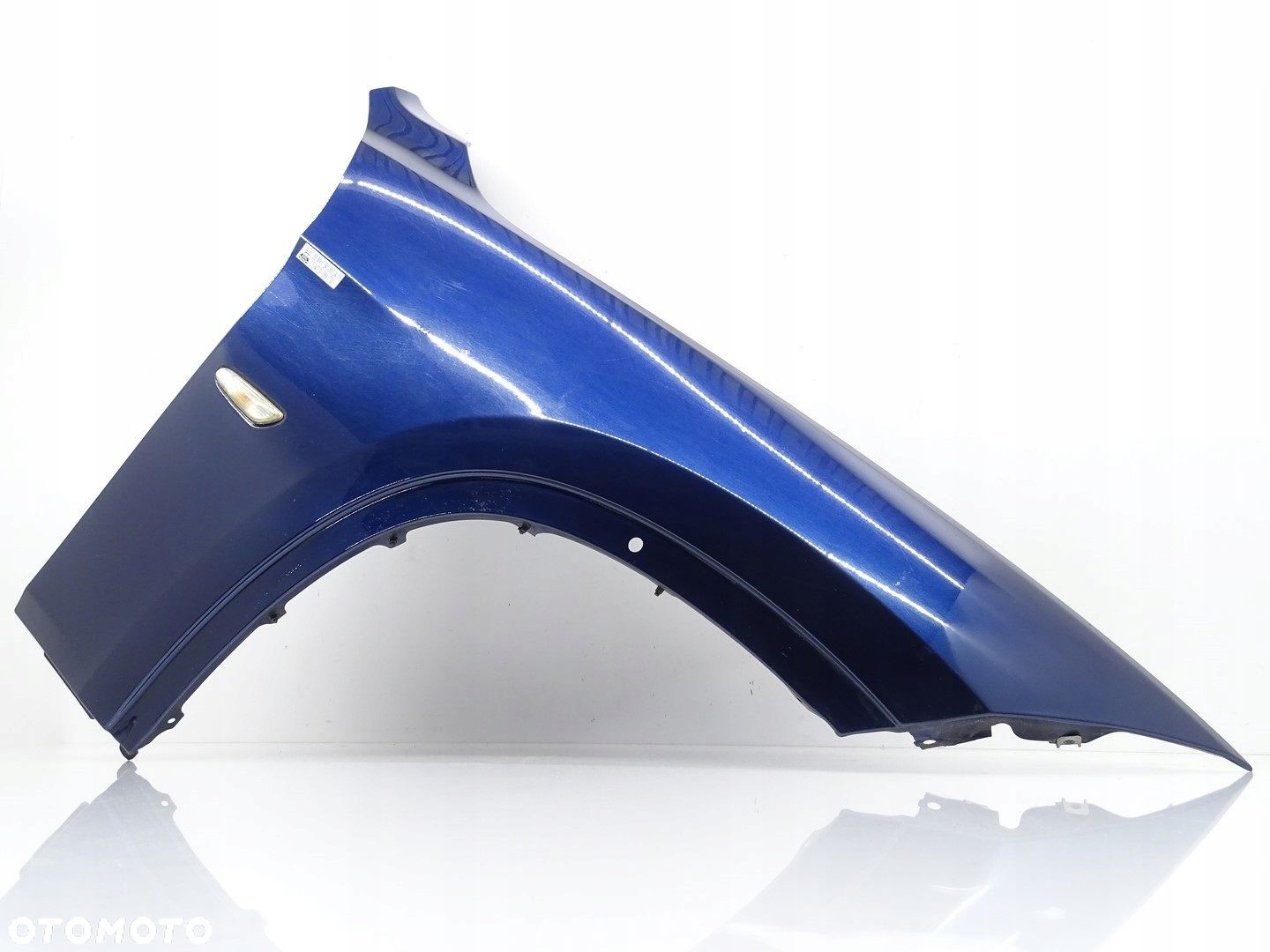 BŁOTNIK PRAWY PRZÓD PRZEDNI BMW X1 E84 09-12R LAK A76 TIEFSEEBLAU METALLIC - 1