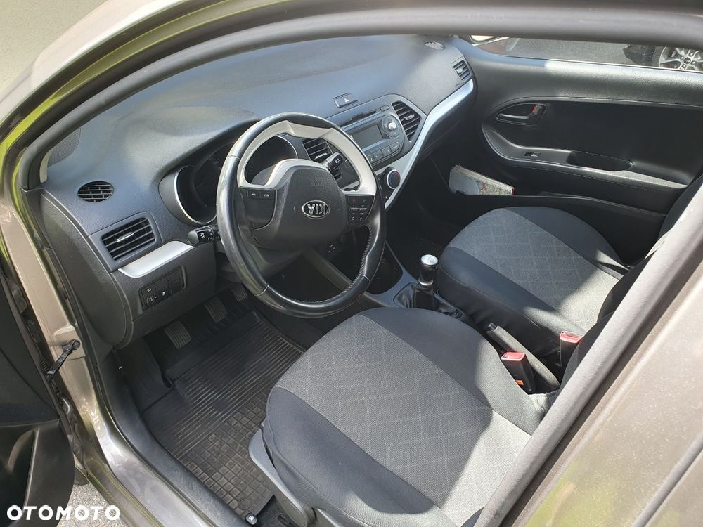 Kia Picanto 1.0 L - 5