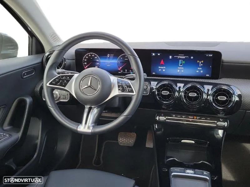 Mercedes-Benz A 180 d - 14