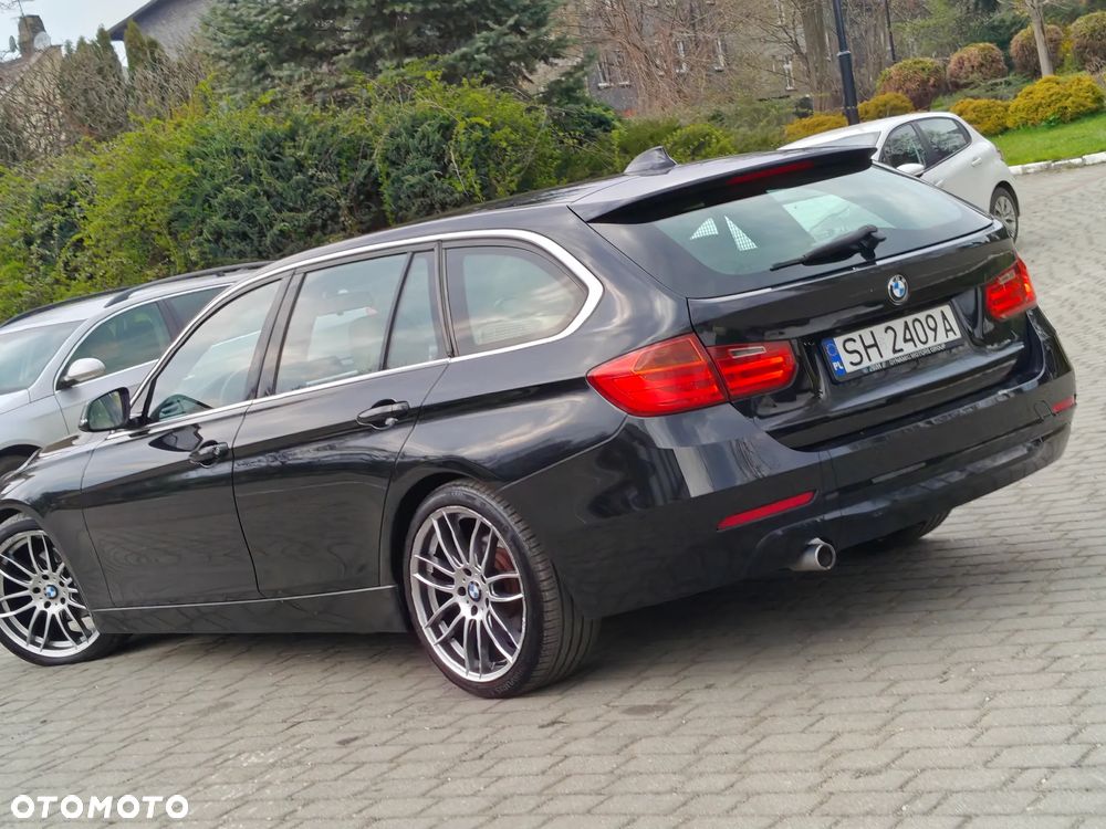 BMW Seria 3 320d - 12