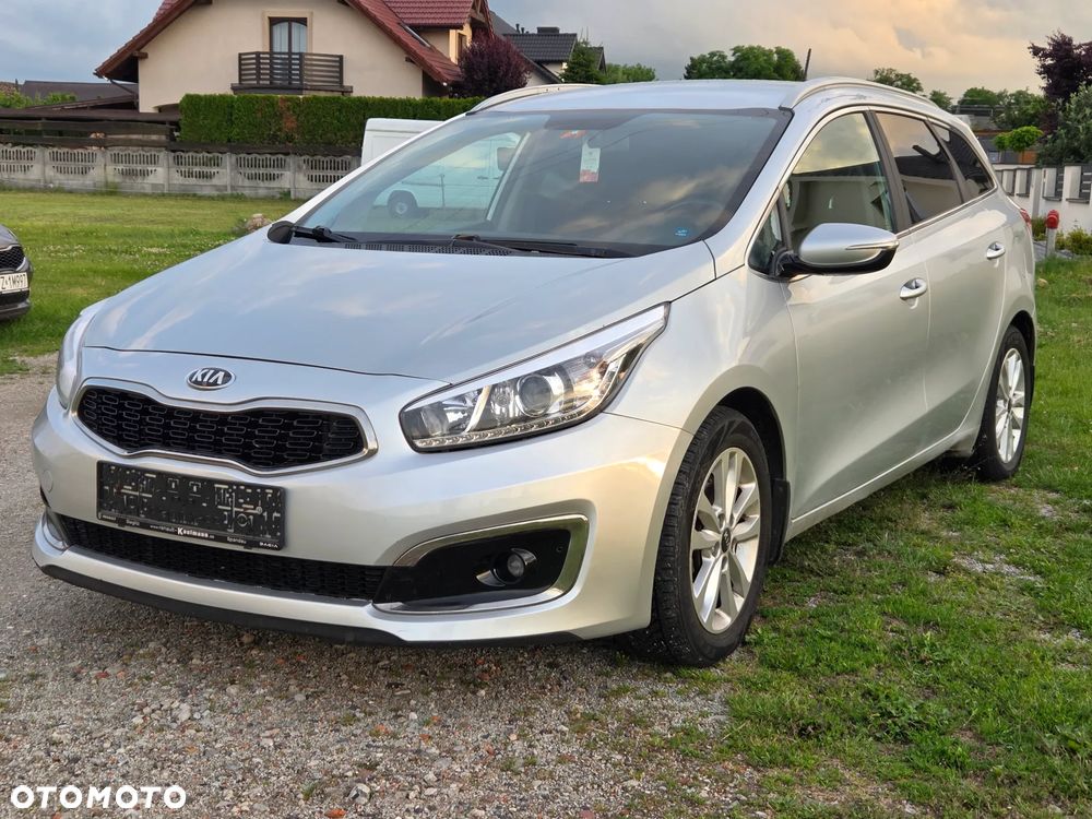 Kia Ceed 1.6 CRDi L Business Line DCT - 5