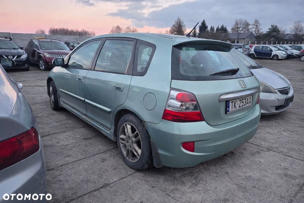 Honda Civic VII 5D klapa tył szyba tylna G517M - 4