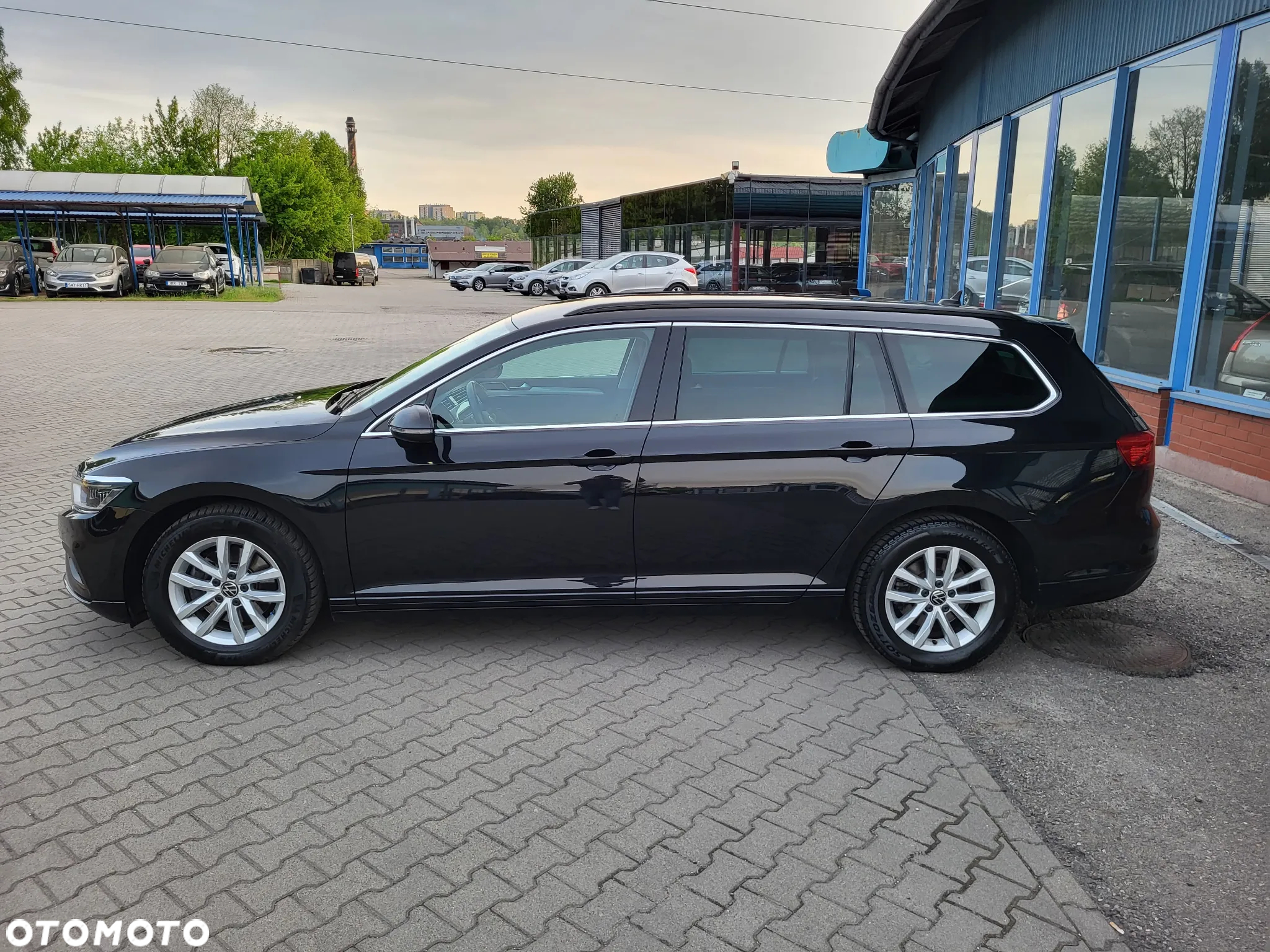 Volkswagen Passat - 6