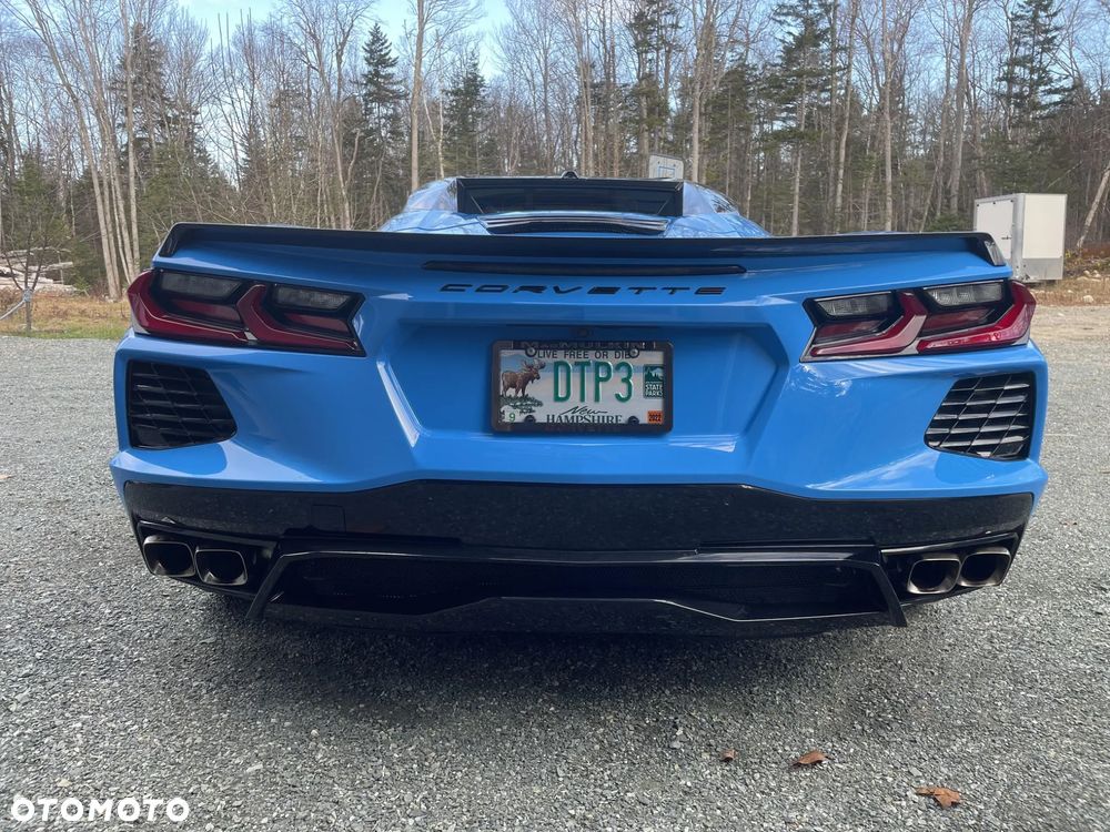 Chevrolet Corvette - 9