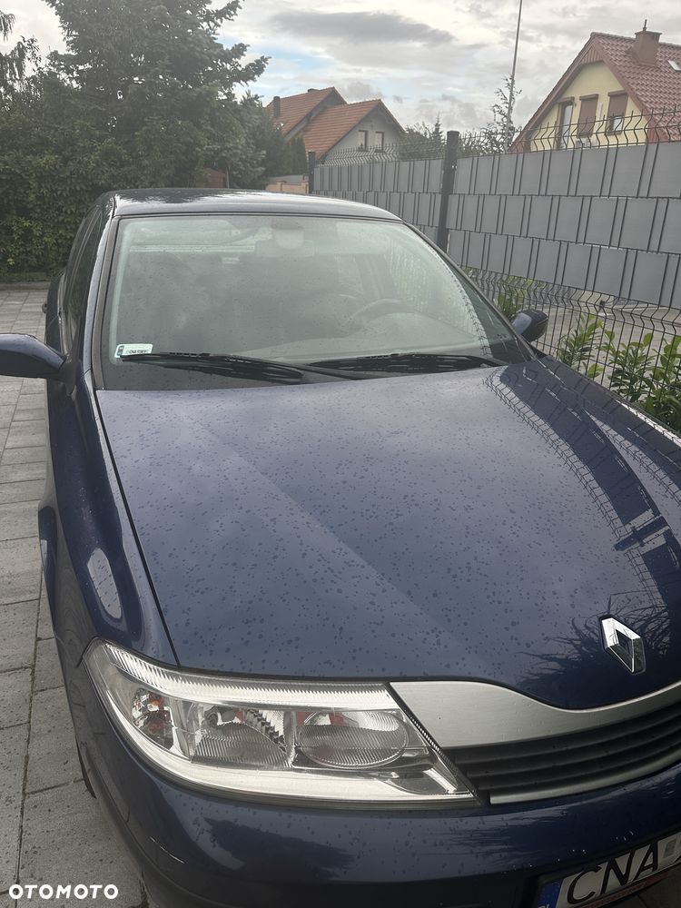 Renault Laguna - 1