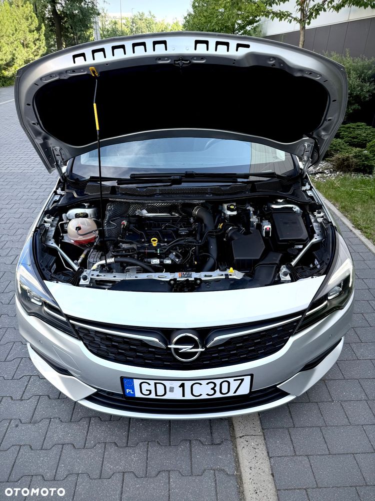 Opel Astra 1.2 T Edition S&S - 16
