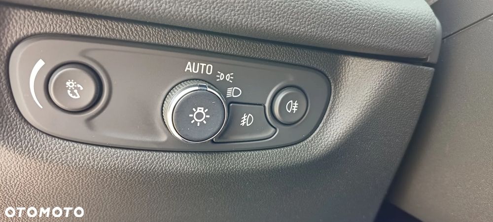 Opel Insignia - 29