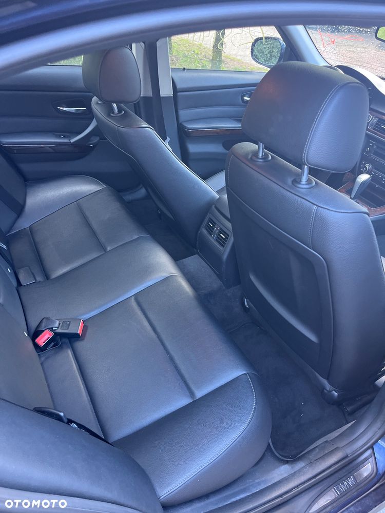 BMW Seria 3 ver-325i-xdrive-edition-exclusive - 5