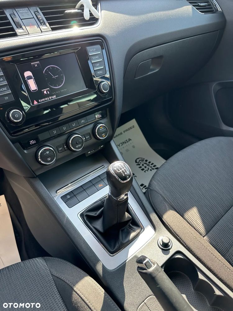 Skoda Octavia 1.4 TSI Ambition - 12