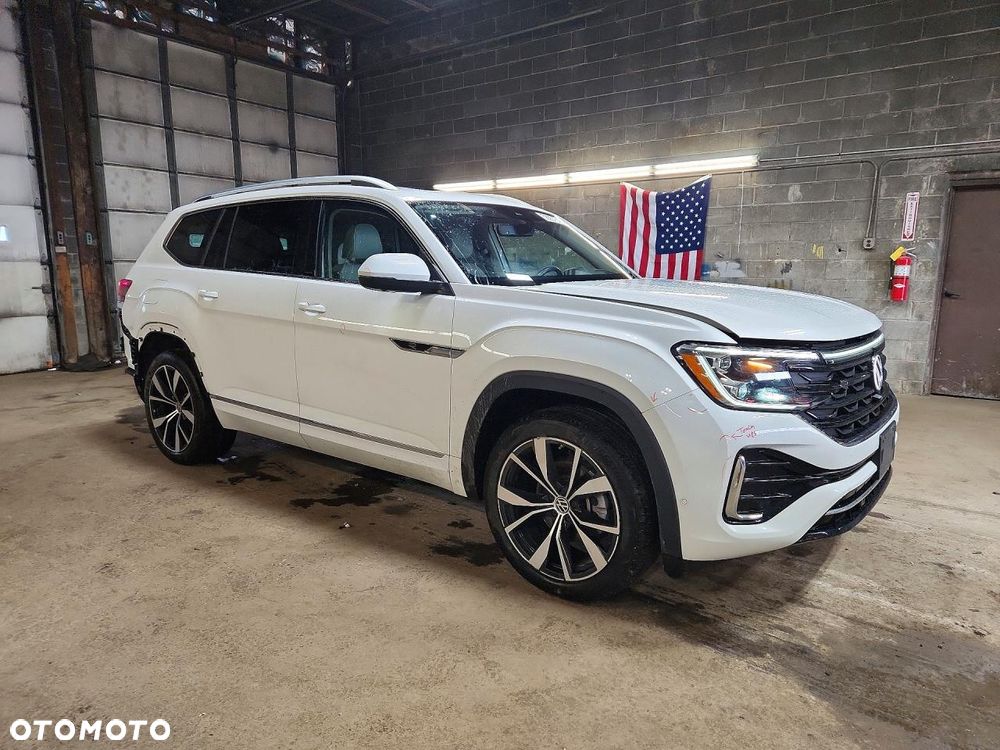 Volkswagen Atlas - 3