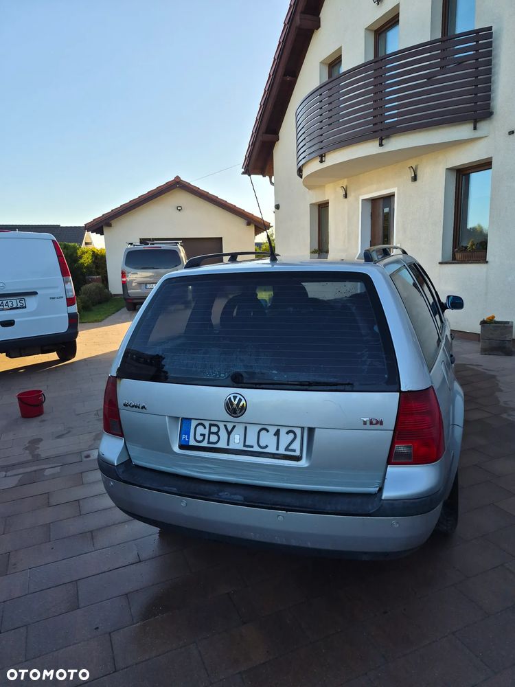 Volkswagen Bora - 16