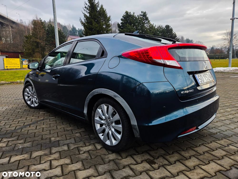 Honda Civic 1.8 Executive NAVI - 4