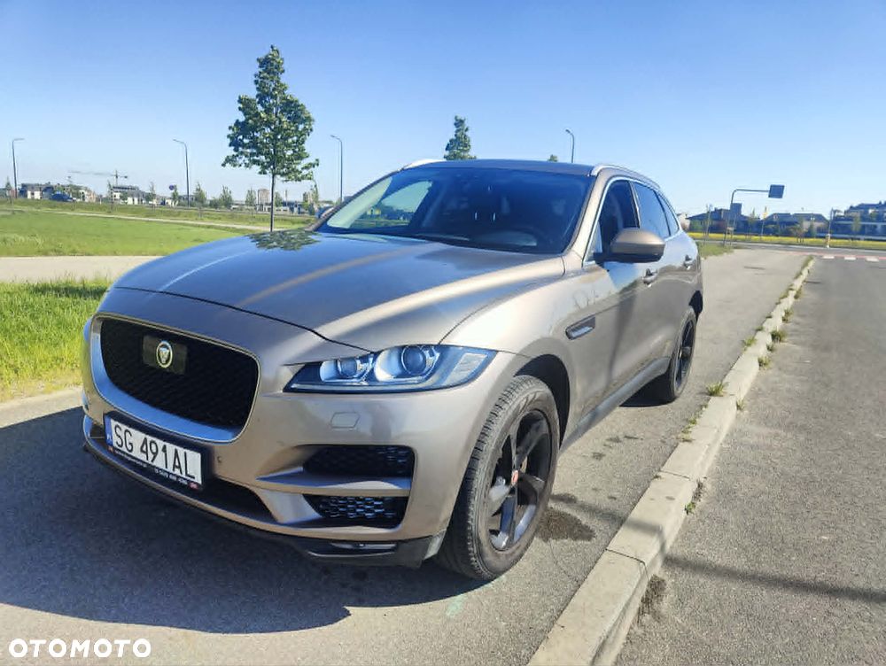 Jaguar F-Pace - 1