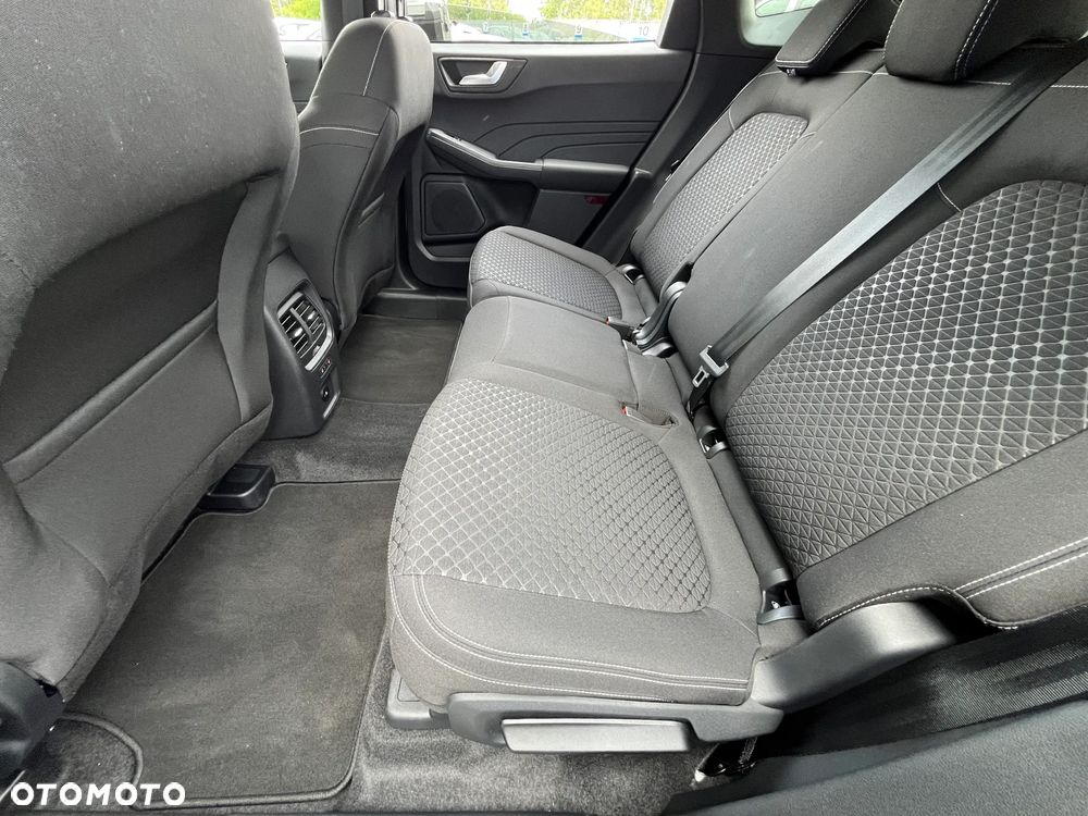 Ford Kuga 2.5 FHEV FWD Titanium eCVT - 25