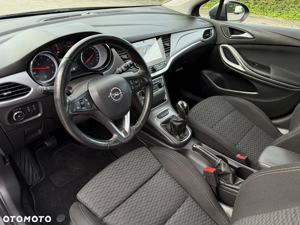 Opel Astra 1.6 D Start/Stop ON - 10