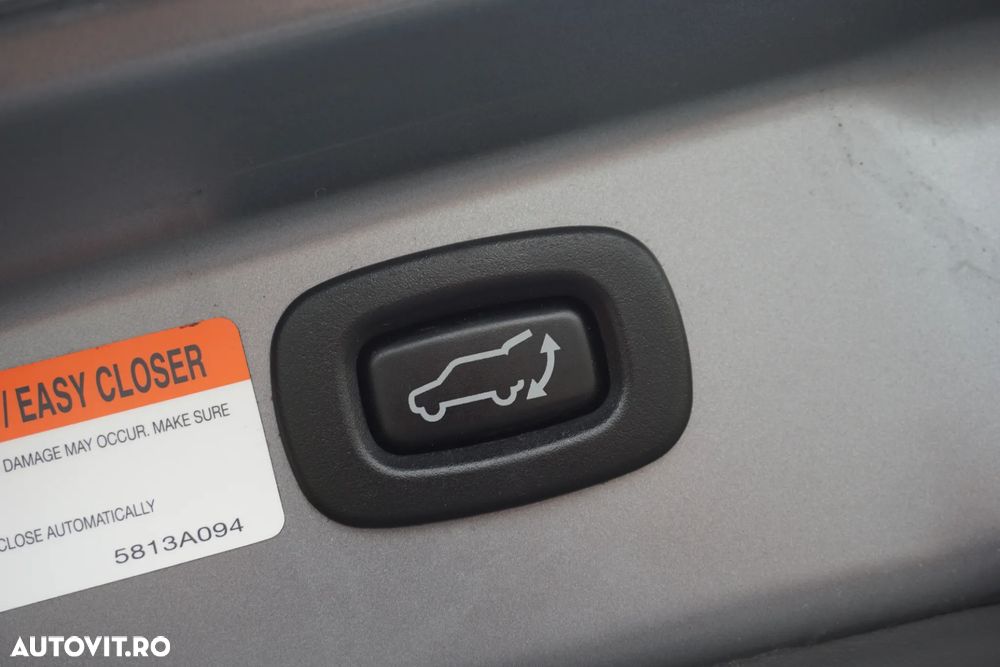 Mitsubishi Outlander 2.2 DI-D 4WD Automatik Instyle - 12