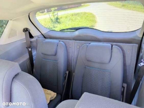 Ford S-Max - 7