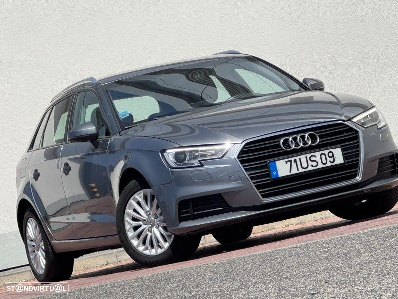 Audi A3 Sportback 2.0 TDI Design - 2