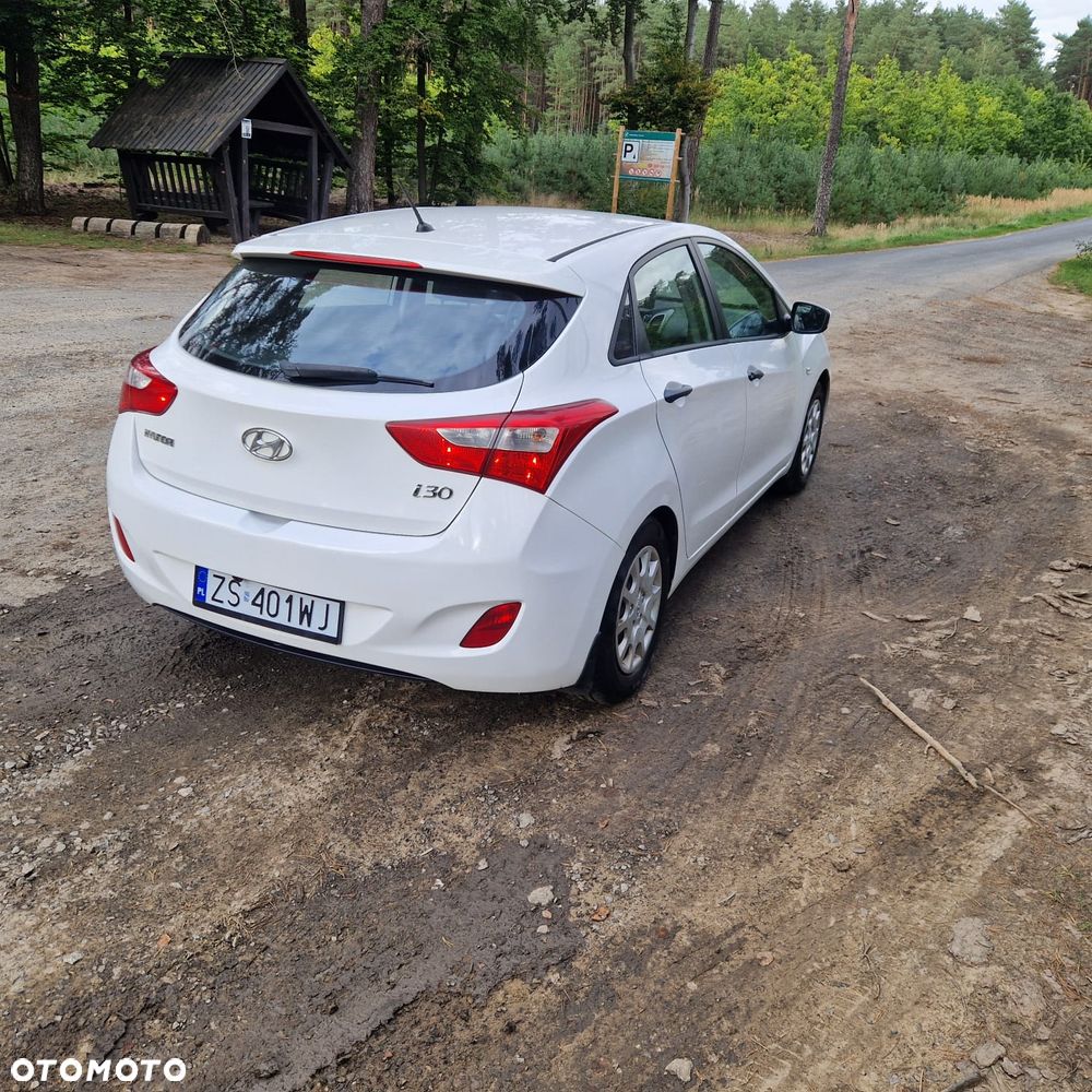 Hyundai i30 1.4 Premium - 9