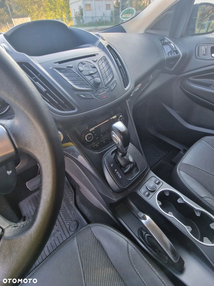 Ford Kuga 2.0 TDCi 4WD Titanium - 17