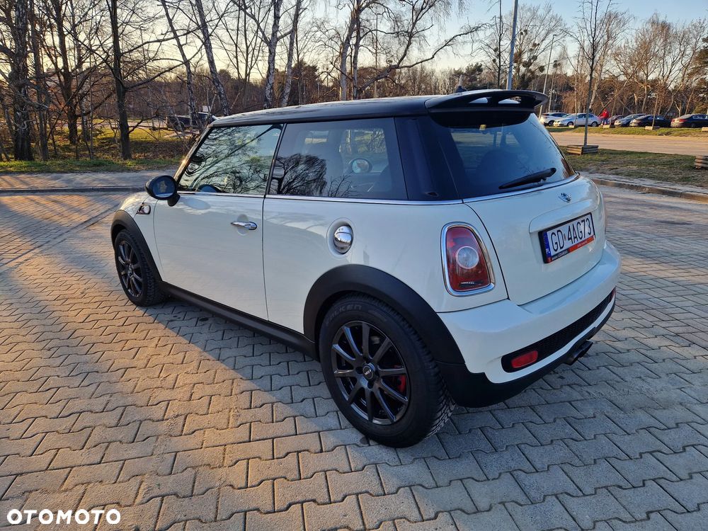 MINI Cooper S 50 Mayfair - 11