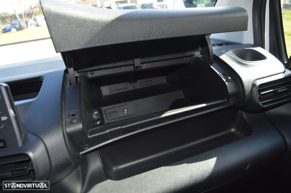 Citroën Berlingo Outro - 27