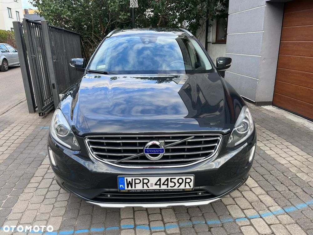 Volvo XC 60 D4 AWD Summum - 2