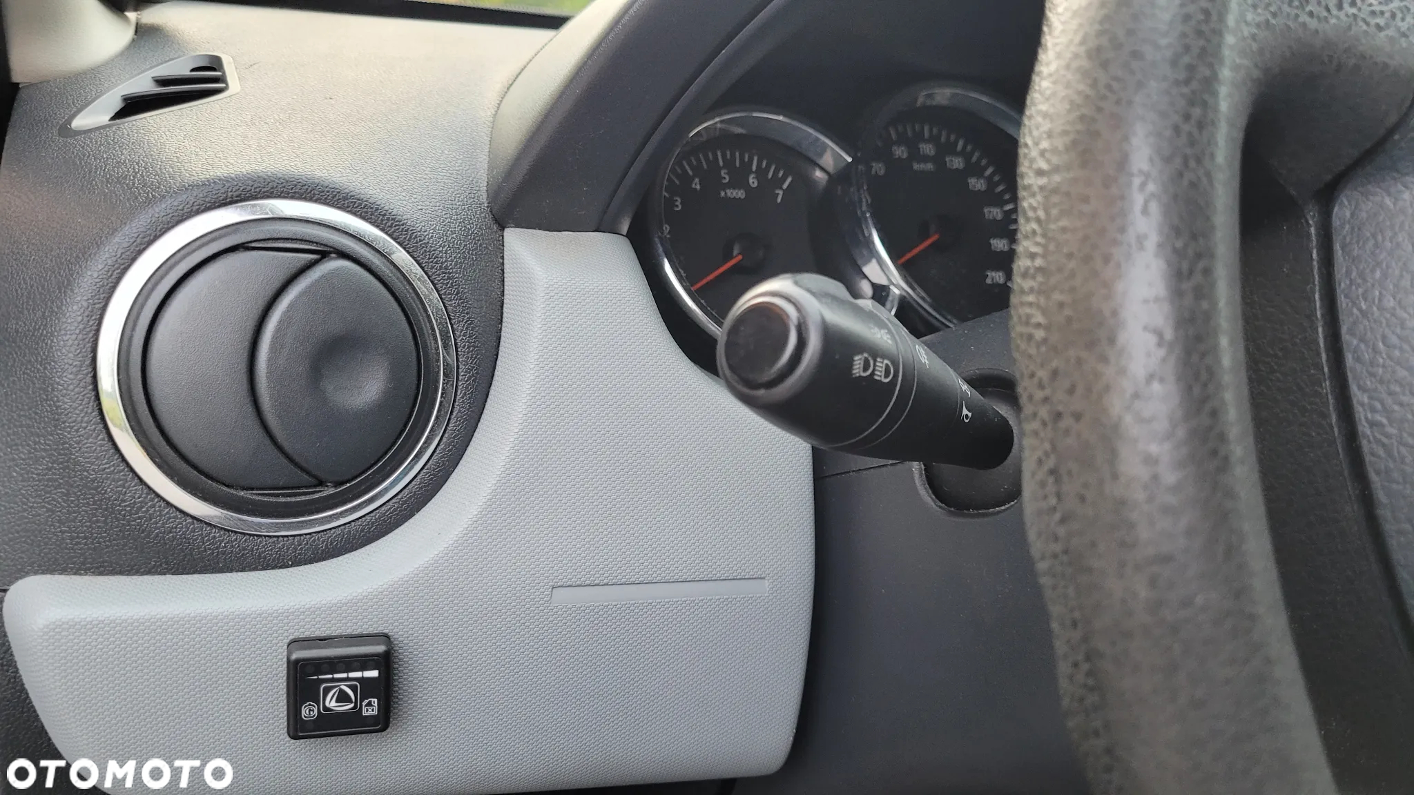 Dacia Duster 1.6 - 7