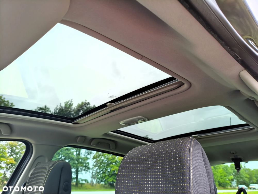 Renault Grand Scenic - 23