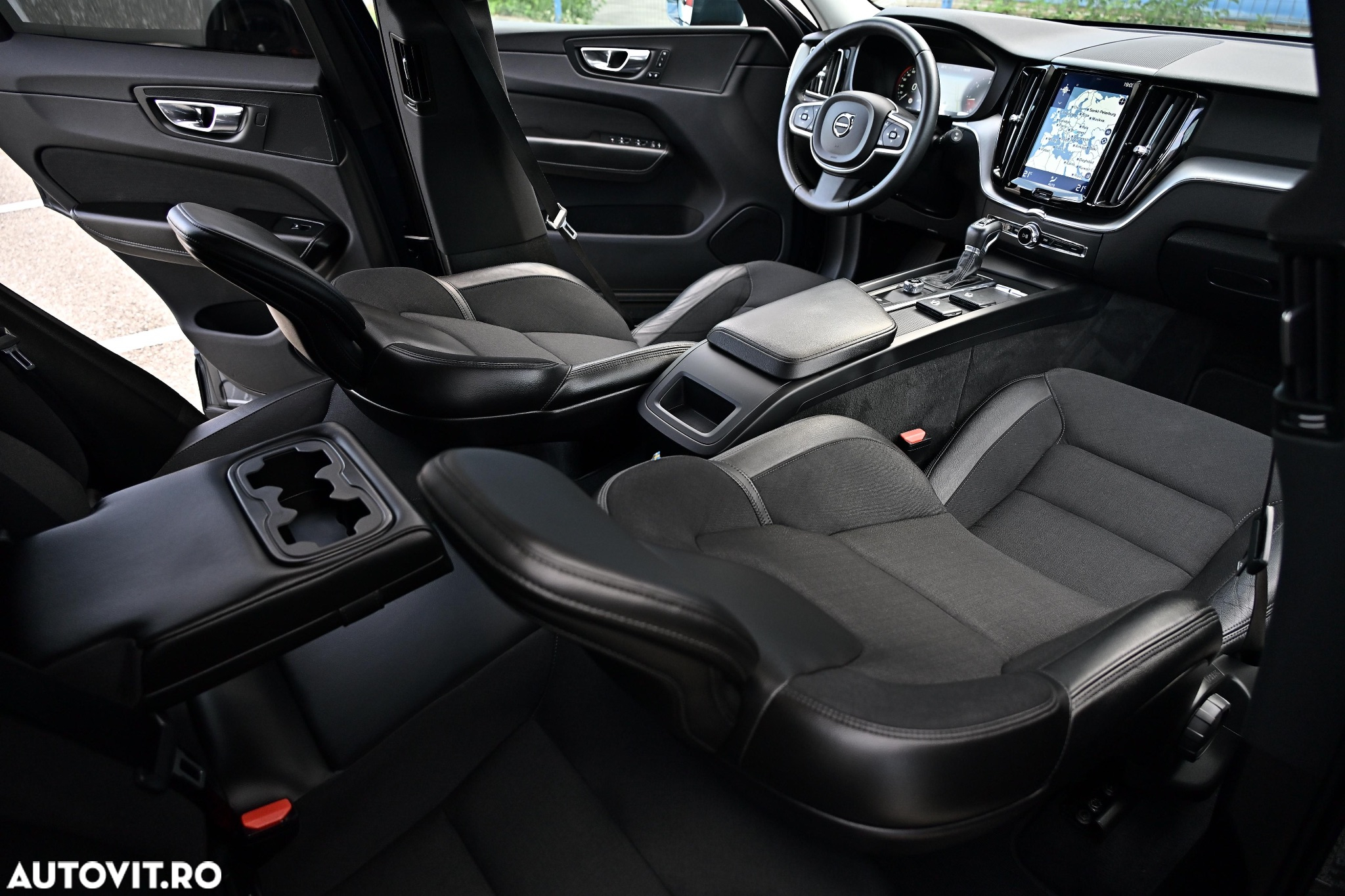 Volvo XC 60 D4 AWD Geartronic Momentum - 11