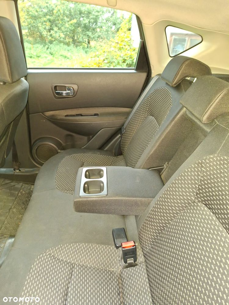 Nissan Qashqai - 25