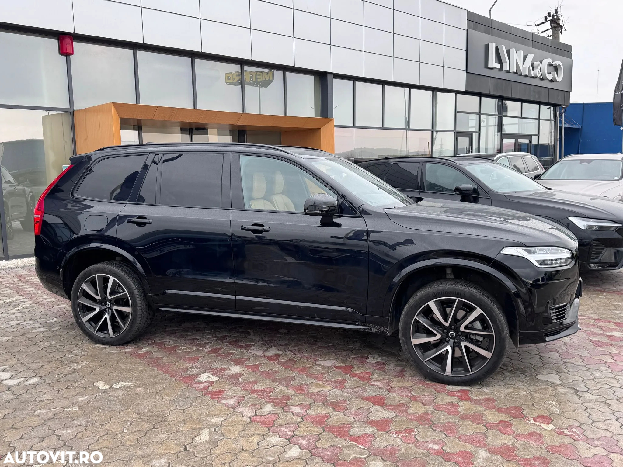 Volvo XC 90 - 16
