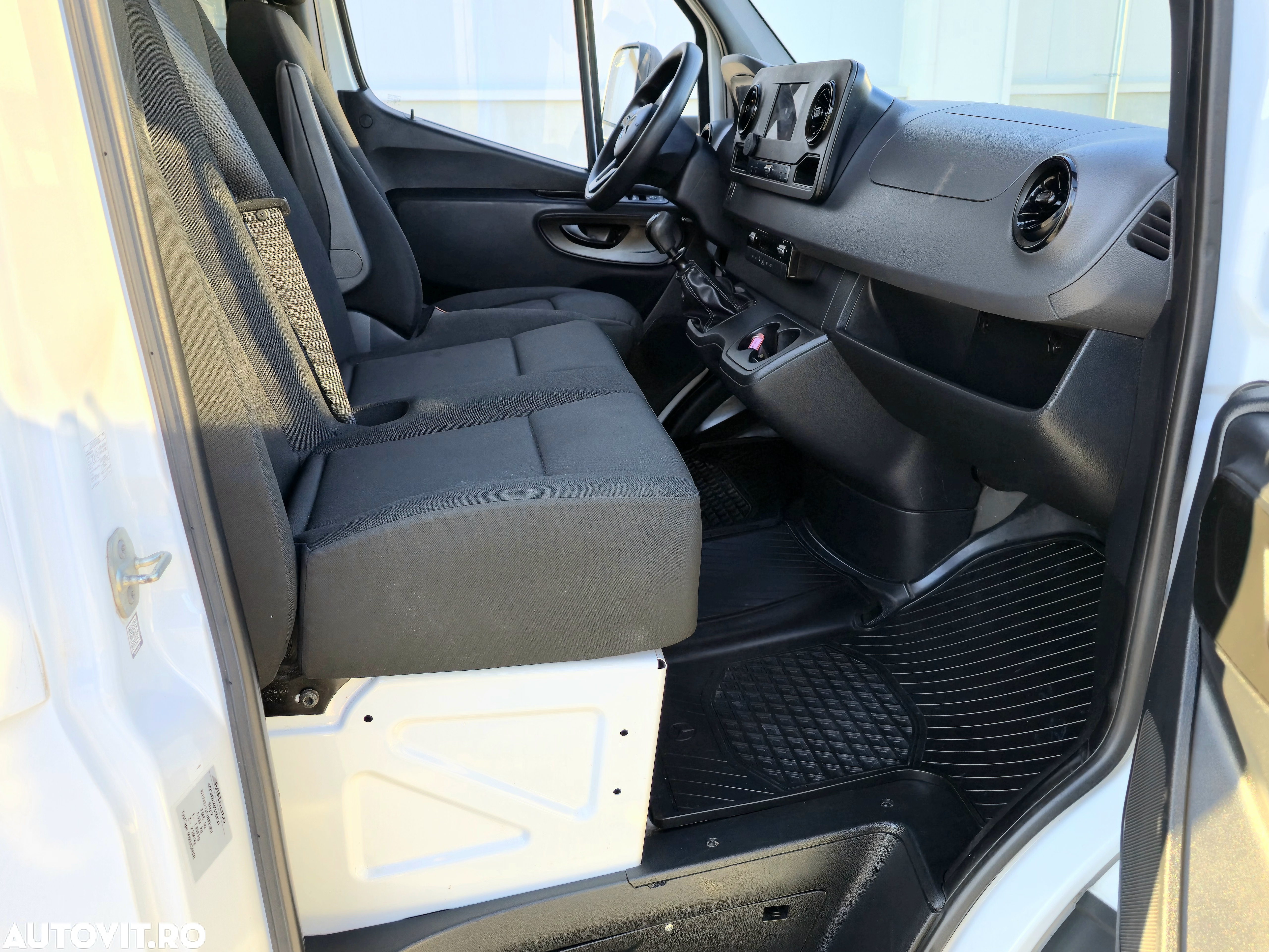 Mercedes-Benz Sprinter - 6